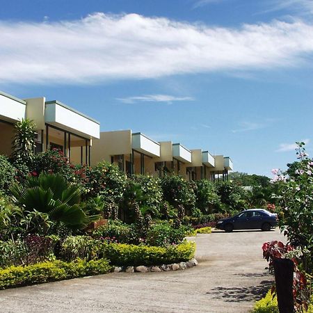 Grand West Villas Nadi Esterno foto